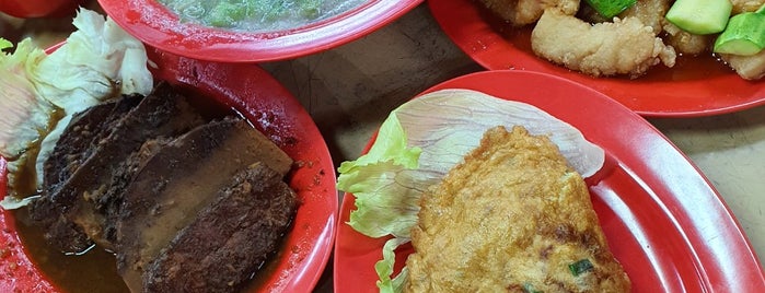 Fu Gua Thong Restaurant (天天来苦瓜汤) is one of Must-visit Food in Puchong.