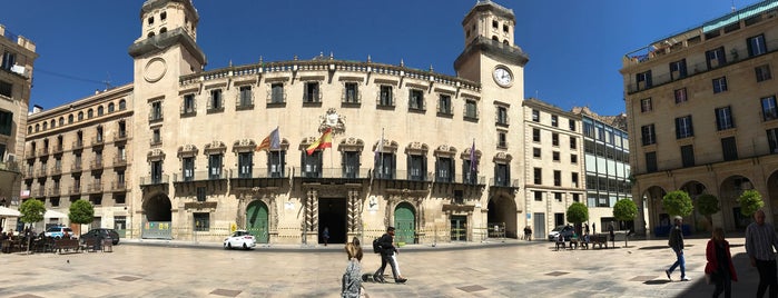 Ayuntamiento de Alicante is one of 2017ESP.