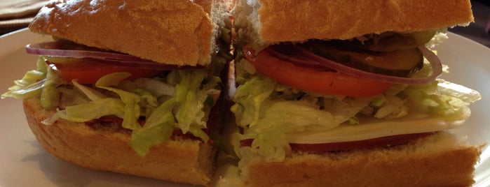 TOGO'S Sandwiches is one of Lieux sauvegardés par Adam.
