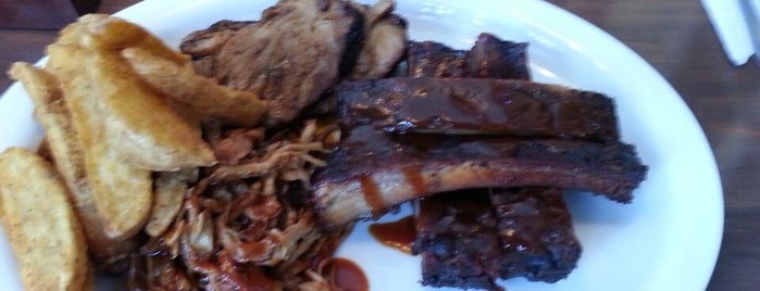 Smokehouse BBQ is one of Todo Medellin.