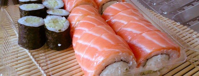 Вкусные суши is one of Lugares favoritos de Alex.