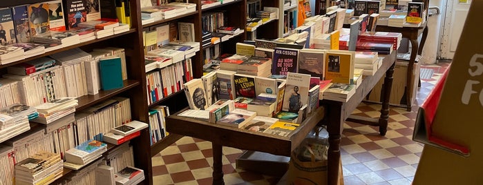 La Plume Vagabonde is one of Nice bookshops in Paris.