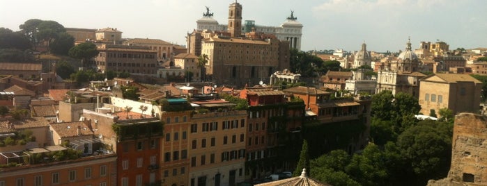 Mont Palatin is one of Rome - Best places to visit.