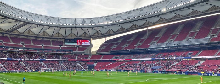 Estadio Wanda Metropolitano is one of สถานที่ที่ Alberto ถูกใจ.