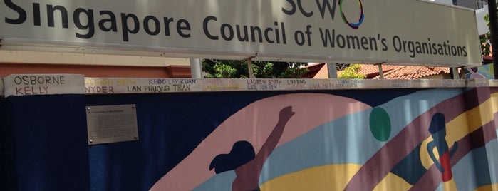 SCWO Centre (Singapore Council Of Women's Organisations) is one of Posti che sono piaciuti a Riann.