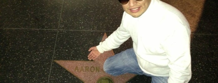 Hollywood Walk of Fame is one of Roadtrip USA.