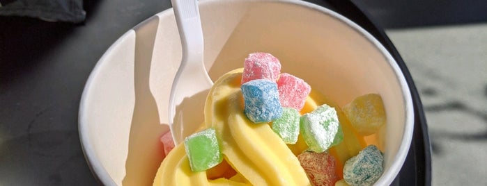 Nectar Frozen Yogurt Lounge is one of Sweets!.