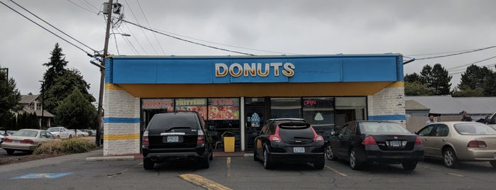 Heavenly Donuts is one of Breakfast.