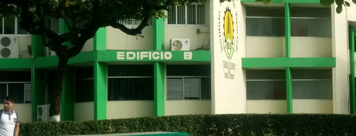 Edificio B is one of Locais curtidos por Gustavo.