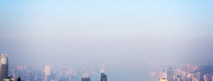 Victoria Peak is one of Tempat yang Disukai mary.