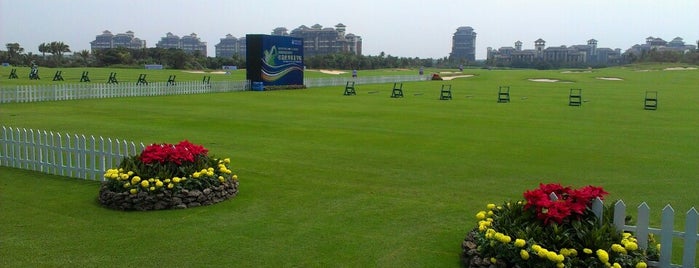 Mission Hills Golf Academy Haikou is one of Antonioさんのお気に入りスポット.