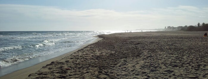 Calafell Beach is one of El Descanso del Guerrero (Vacaciones).