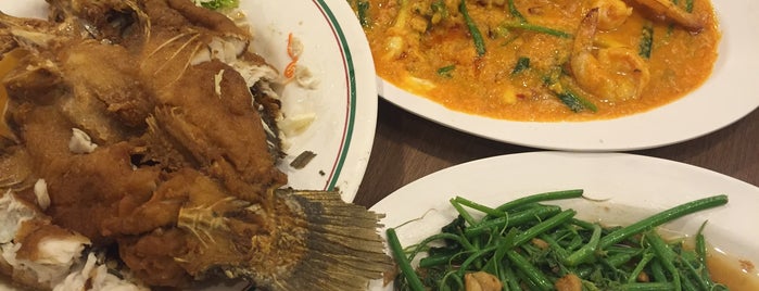 Somboon Seafood is one of BKK.