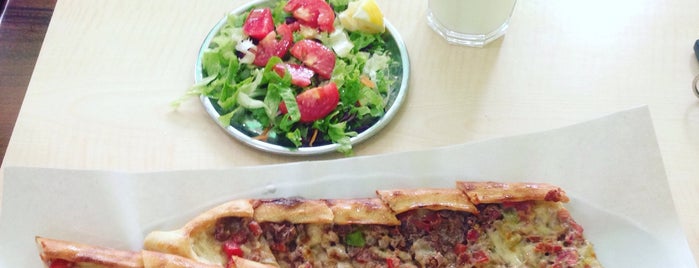 Şafak Pide Salonu is one of Halilさんのお気に入りスポット.