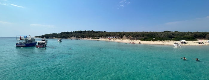 Kalem Adası is one of Deniz Plaj.