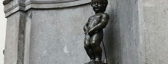 Писающий мальчик is one of Statues de Bruxelles / Standbeelden van Brussel.