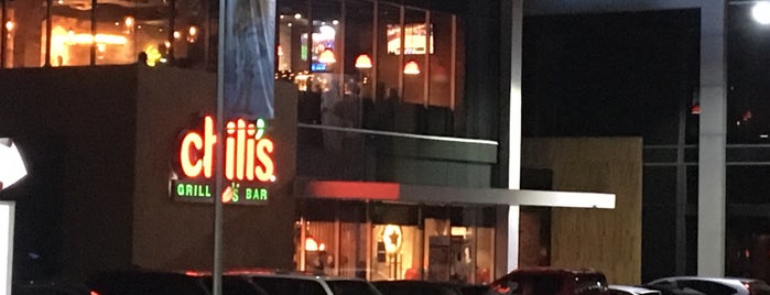 Chili's Grill & Bar is one of Yeyeson Priti.