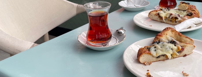 İslamoğlu Cafe is one of بورصه مطاعم.