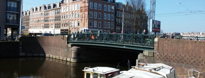 Brug 23 is one of Amsterdam bridges: count them down! ❌❌❌.