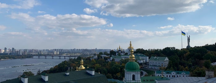 Смотровая площадка Киево-Печерская лавра is one of Мой Киев.