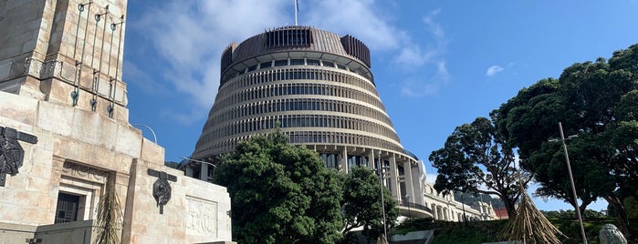 Parliament Buildings is one of Lugares favoritos de Ian.