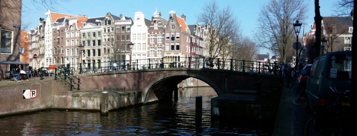 Hemonybrug (Brug 44) is one of Amsterdam bridges: count them down! ❌❌❌.