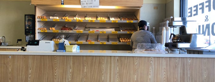 Honey Fluff Donuts is one of Pastry Stores.