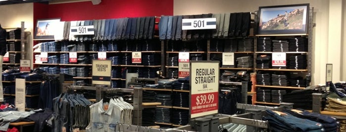 levi jeans store near me