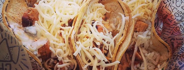 Chipotle Mexican Grill is one of Posti che sono piaciuti a Elena.