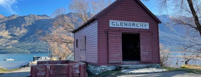 Glenorchy Wharf is one of Lieux qui ont plu à Rob.