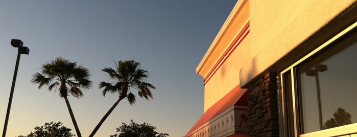In-N-Out Burger is one of Best Burgers in Sacramento.