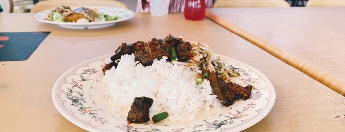 Tok Mek Restaurant is one of Favorite Food.