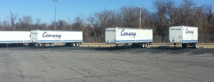 Con-way Freight is one of Bradley'in Beğendiği Mekanlar.