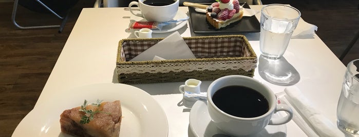 芳醇自家焙煎コーヒー Rumor's Coffee is one of Lieux sauvegardés par Sada.