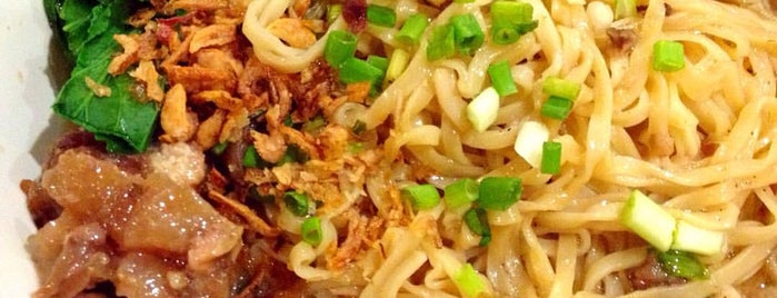 Mie Mapan is one of Chinese Food.
