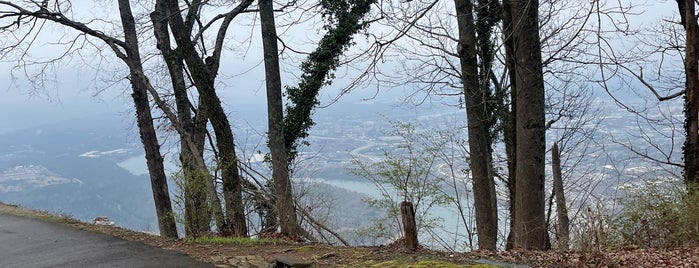 Point Park is one of Chattanooga.