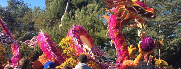 2016 Tournament of Roses Parade is one of Posti che sono piaciuti a Kevin.