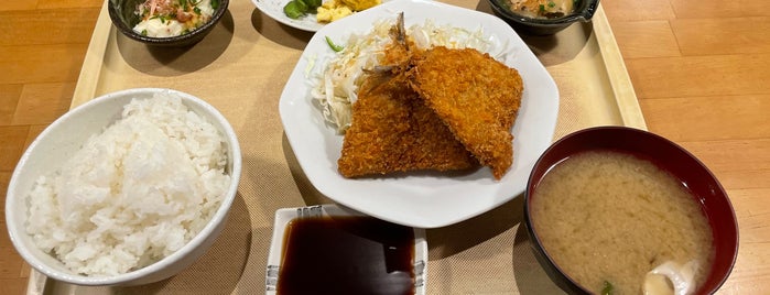 ひびか食堂 is one of punの"おなかがすいたとき♡".