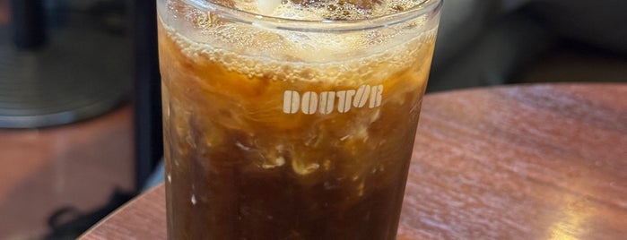 Doutor Coffee Shop is one of Top picks for Cafés 2.