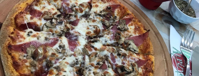Pizza Alpino is one of Posti che sono piaciuti a qbi✔.