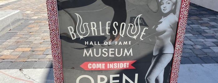 Burlesque Hall of Fame Museum is one of Out of State Awesome.