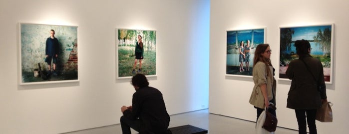 Andrea Meislin Gallery is one of NYC art galleries.