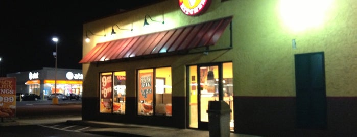 Popeyes Louisiana Kitchen is one of Tah Lieash'ın Beğendiği Mekanlar.