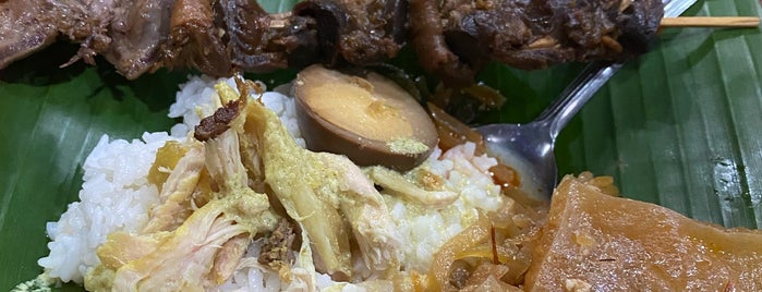 Nasi Ayam Bu Sami is one of Wisata Kuliner @ Semarang.