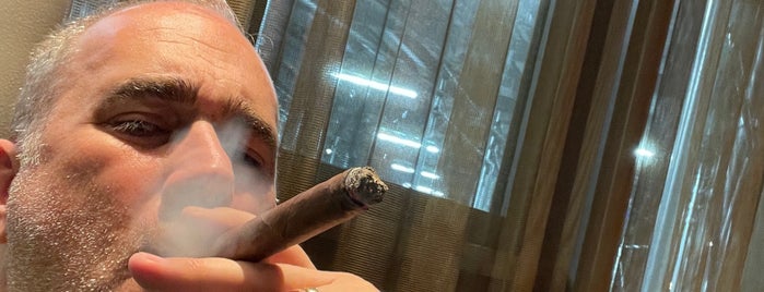 Davidoff of Geneva is one of NYC Cigars.
