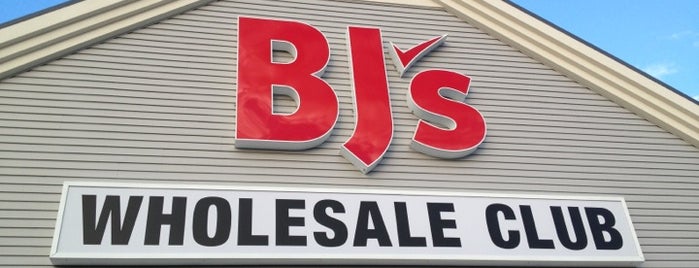 BJ's Wholesale Club is one of Lieux qui ont plu à DaSH.