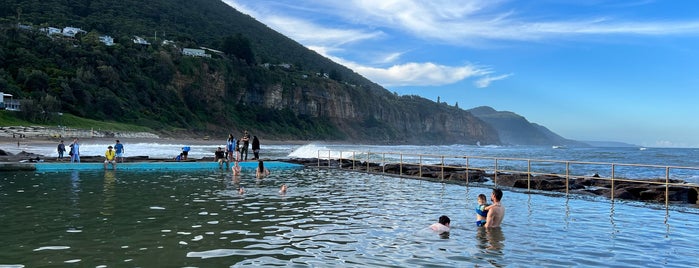 Coalcliff Rock Pool is one of Sydney with JetSetCD.