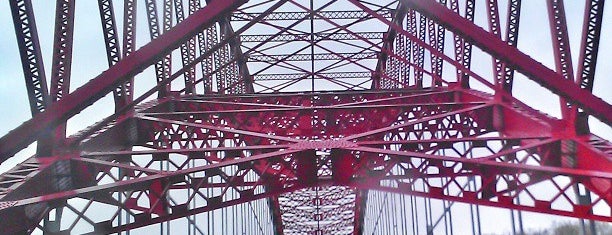 AMVETS Memorial Bridge is one of Candy : понравившиеся места.