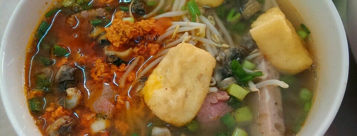 Bún Ốc Bò Hoè Nhai is one of Noodle soup.