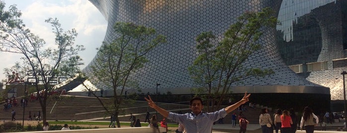 Museo Soumaya is one of Posti che sono piaciuti a Daniel.